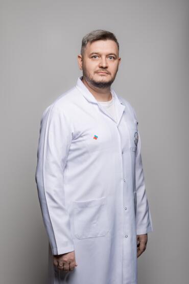 Артамонов Роман Викторович