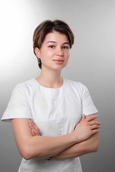 Попова Юлия Игоревна